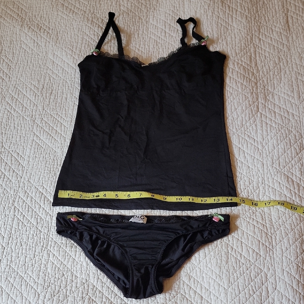 D&G Black Lace Trim Intimate Set